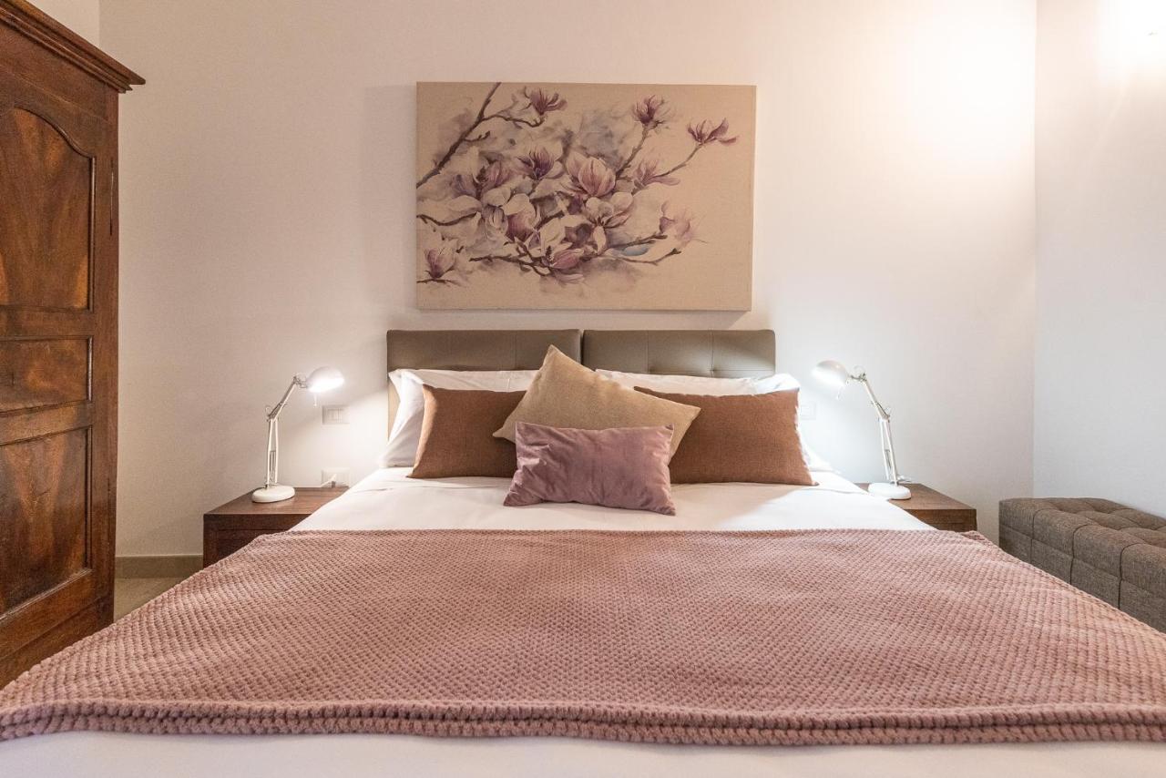 Rubichi 6 - Old Town Apartment Sit Лече Екстериор снимка